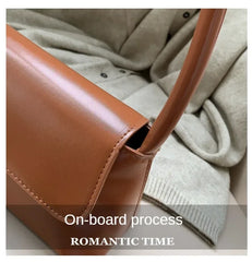 Luxe Signature Shoulder Bag